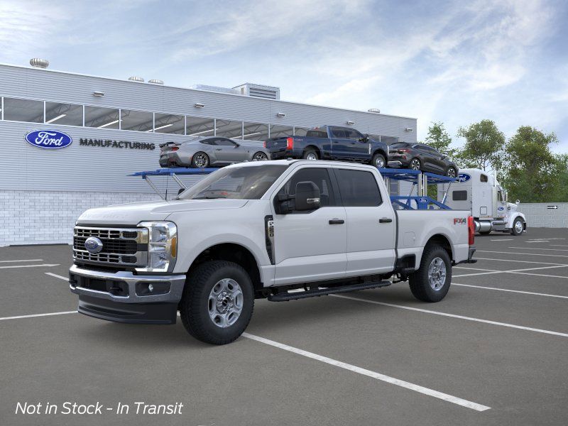 New 2026 Oxford White Ford XLT image 2