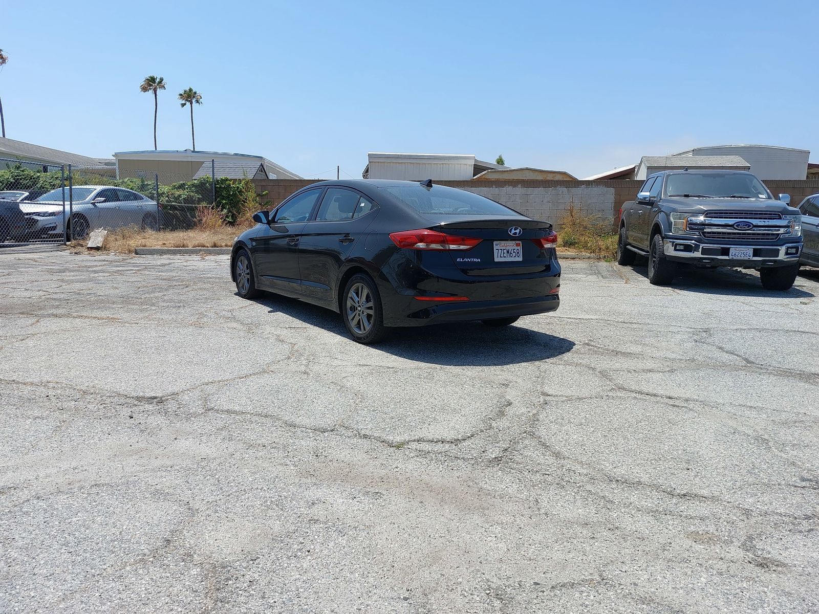 View vehicle photo 4