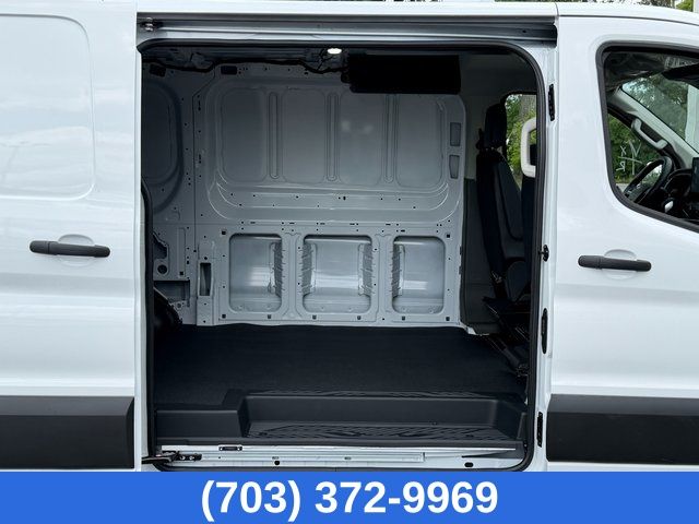 New 2026 Oxford White Ford Base image 16