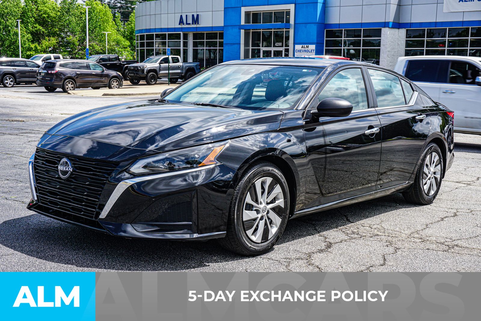 Used 2024 Black Nissan 2.5 S image 5
