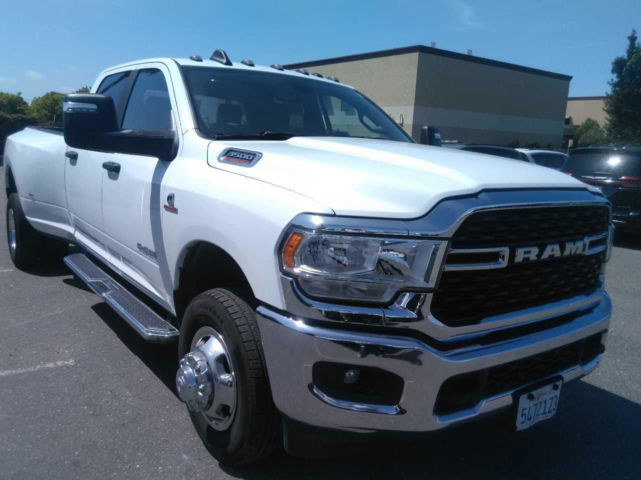 2024 RAM 3500 Big Horn Crew Cab LB DRW 4WD