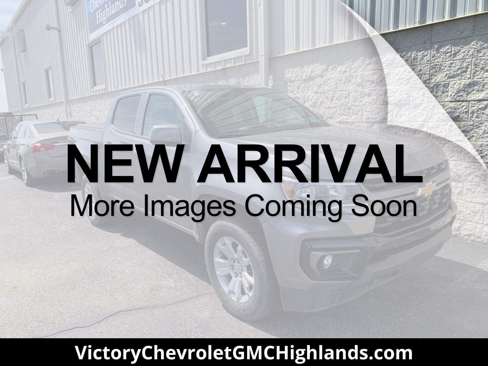 Gray (Satin Steel Metallic) 2022 Chevrolet Colorado LT Crew Cab 4WD Pickup Truck Four-Wheel Drive 8-Speed Automatic