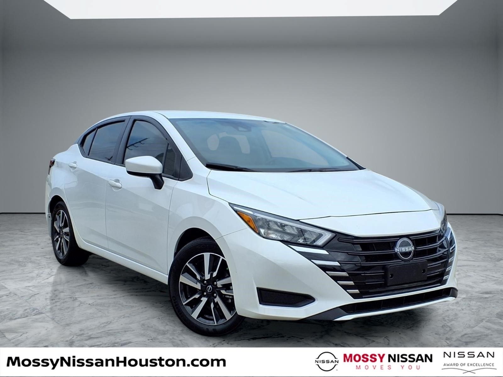 2025 Nissan Versa SV FWD