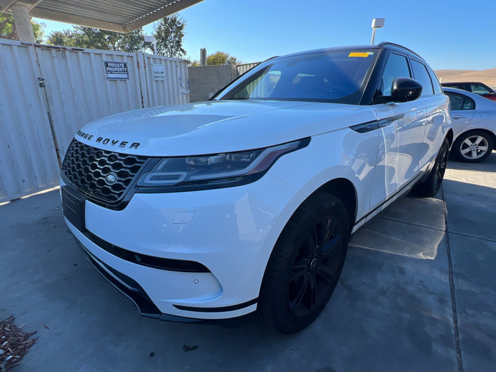 2019 Land Rover Range Rover Velar S — full photo 2 of 3