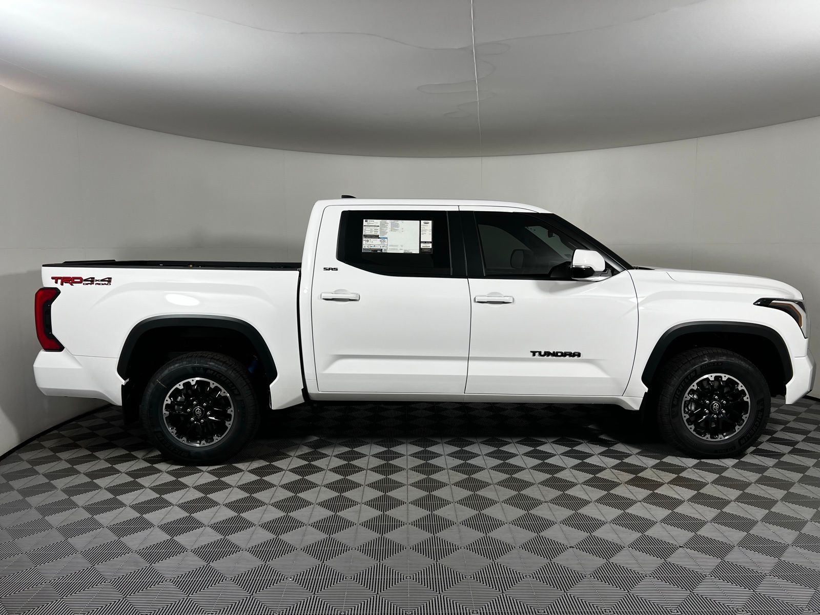 2025 Toyota Tundra SR5 4