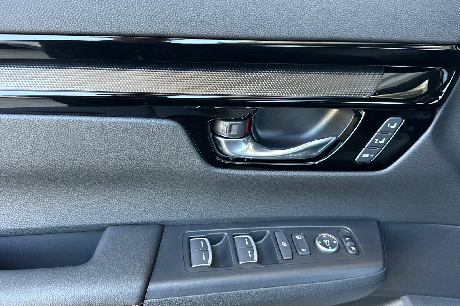 New 2026 Platinum White Pearl Honda Sport Touring image 11