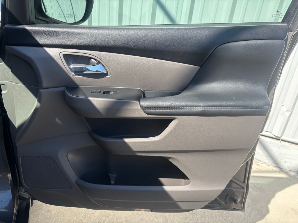 Used Car 2016 Honda Odyssey  Se For Sale Under $20,000 In Austin, Texas