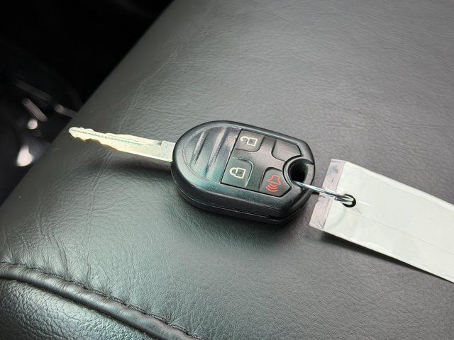 Used 2014 Silver Ford XLT image 39