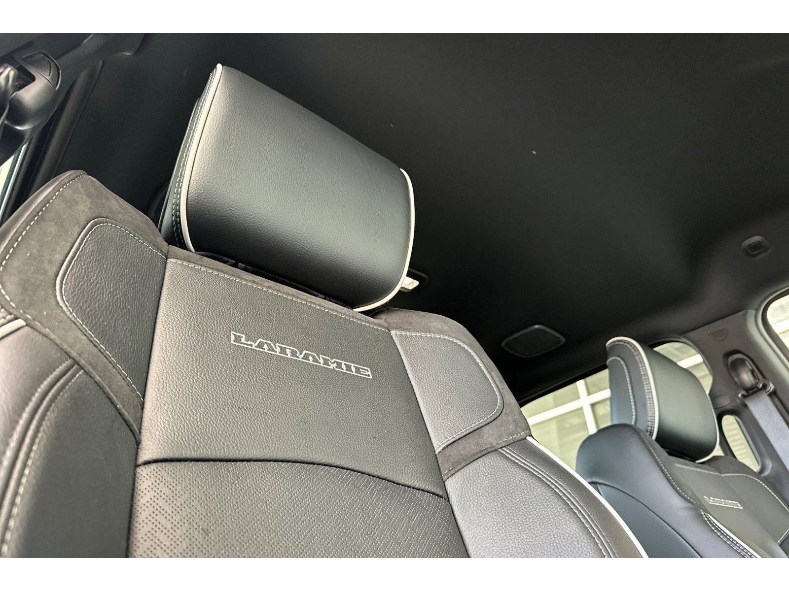 2026 RAM 2500 Laramie - Photo 17