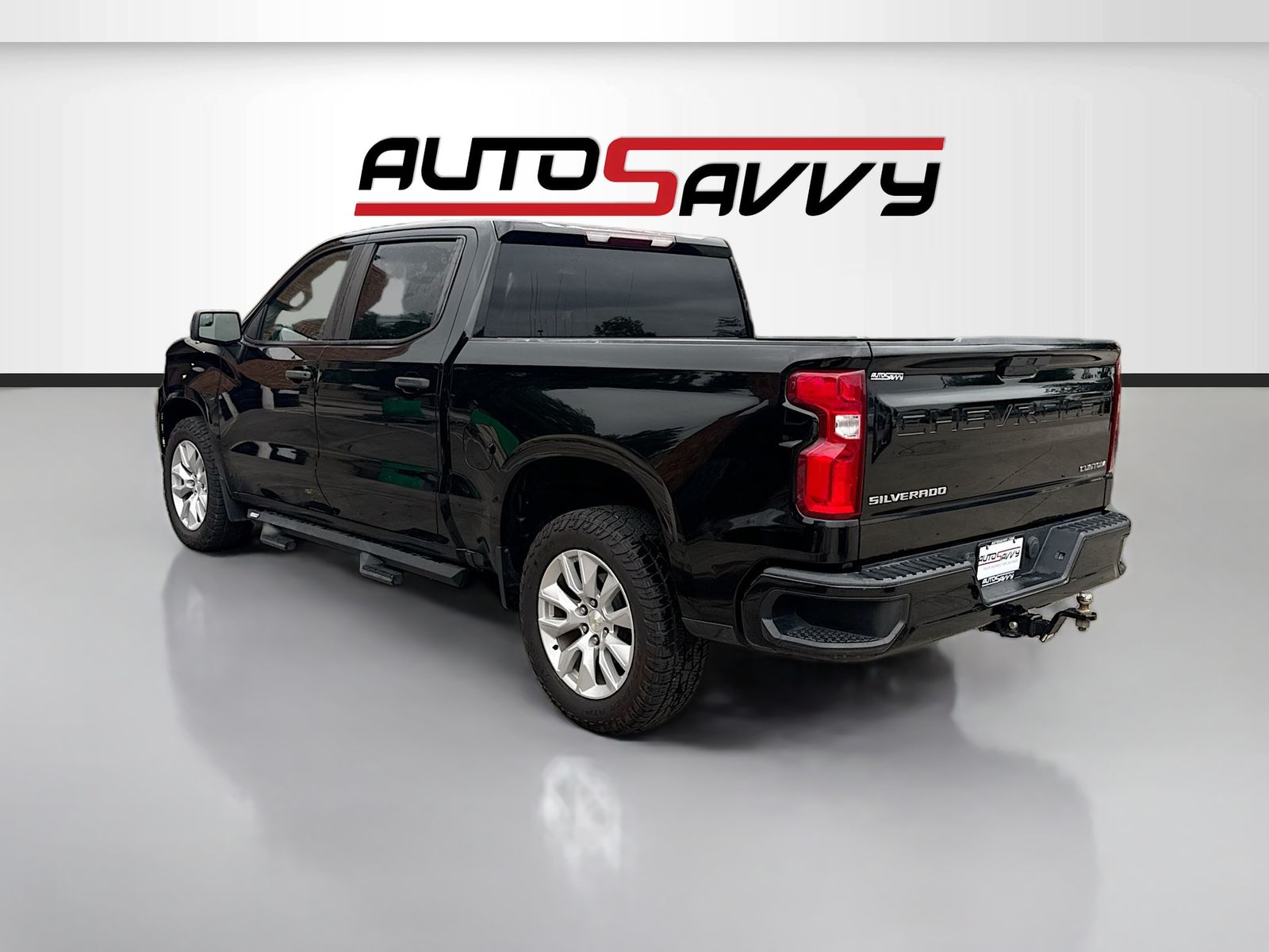 Used 2021 Black Chevrolet Custom image 5