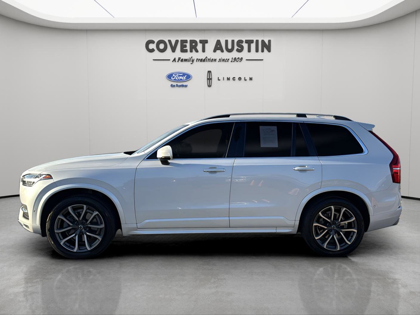Used Car 2019 Volvo Xc90  T6 Momentum For Sale Under $20,000 In Austin, Texas