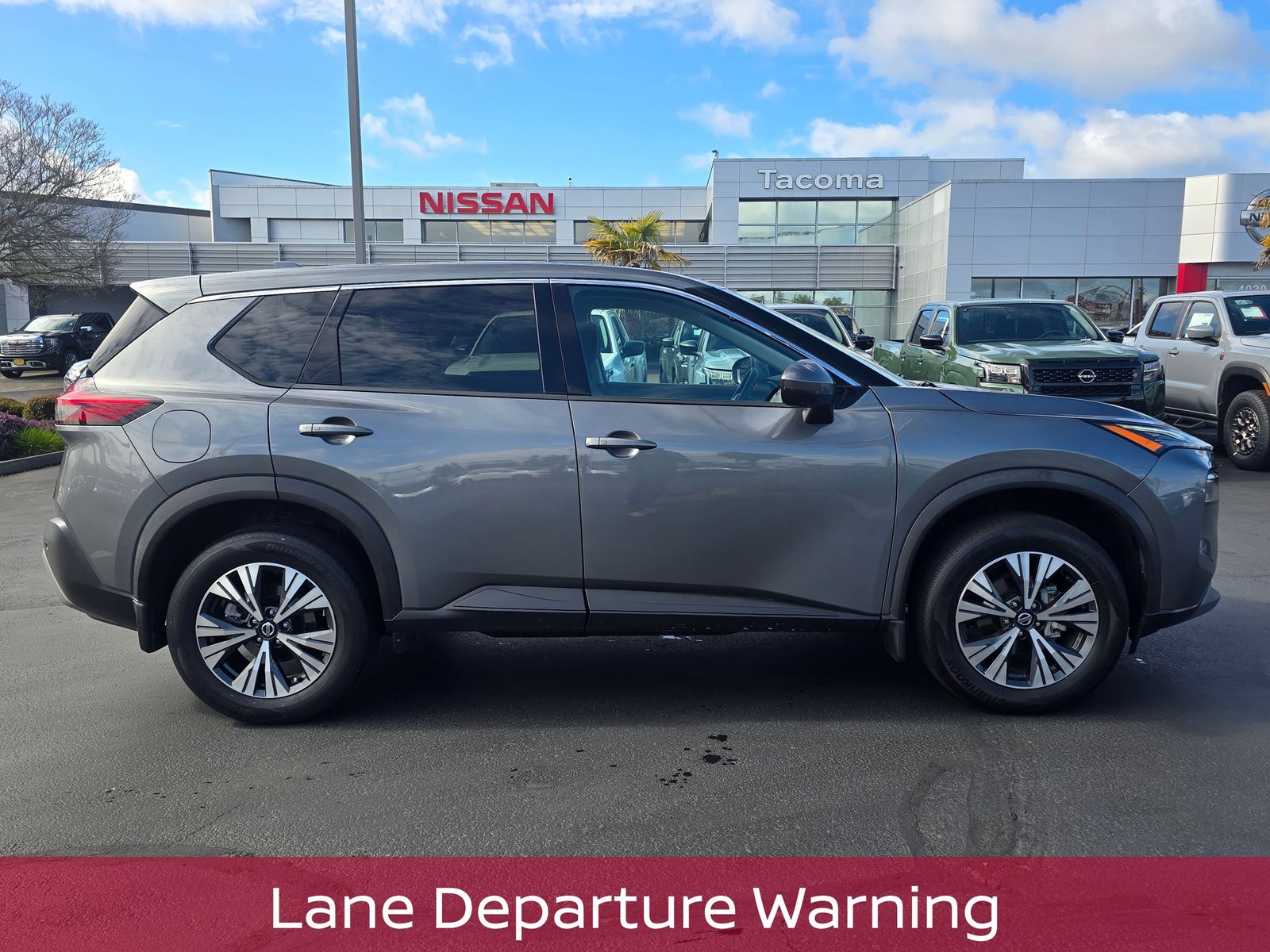 View vehicle photo 7