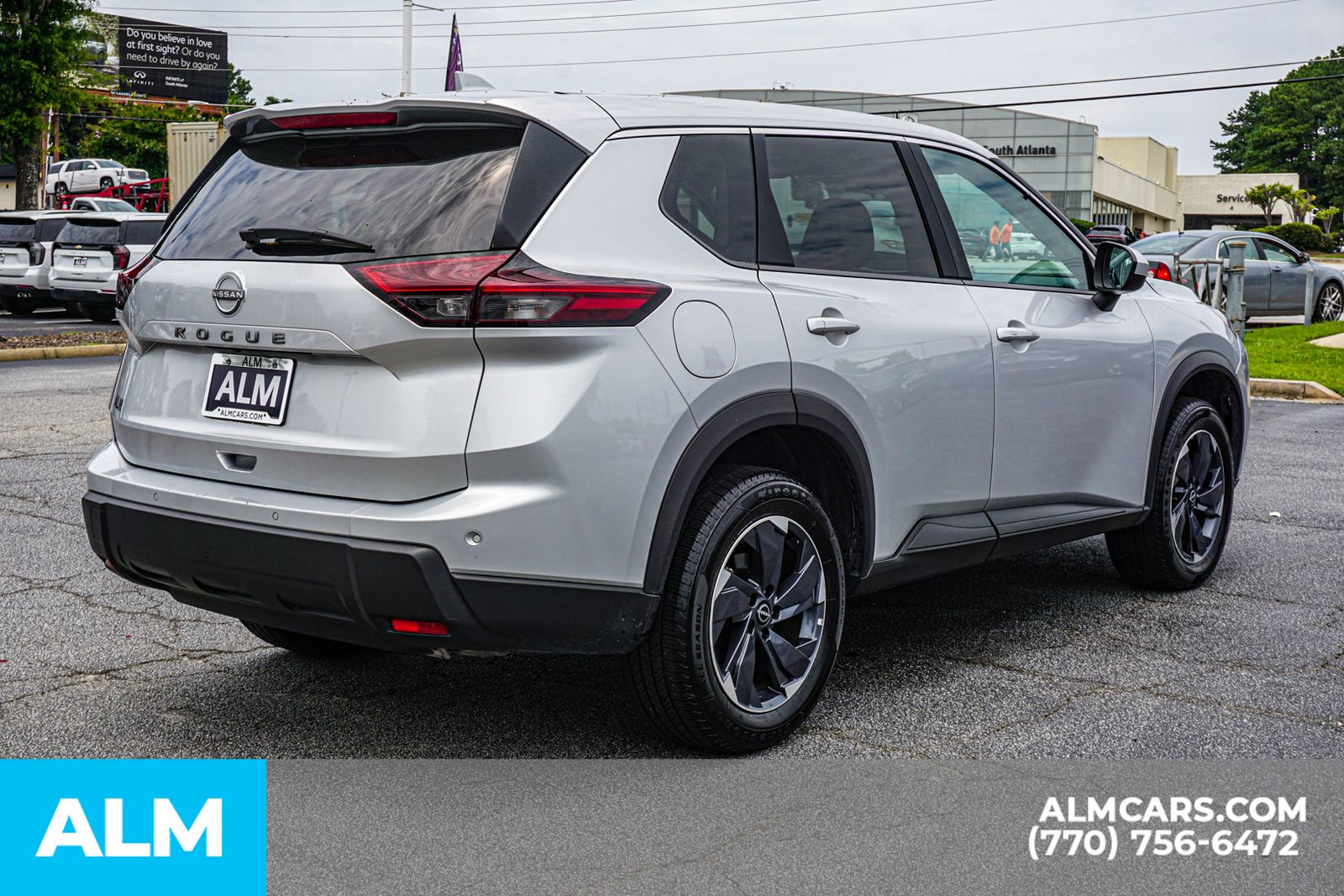 Used 2025 Silver Nissan SV image 7