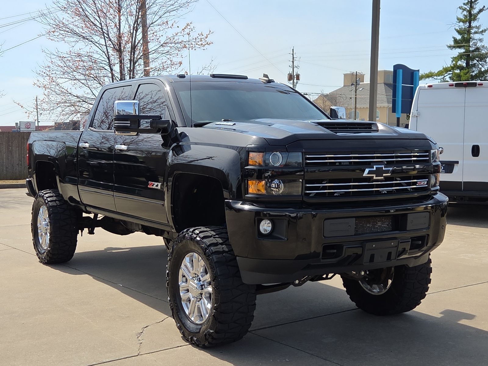 2018 Chevrolet Silverado 2500HD LTZ Crew Cab 4WD