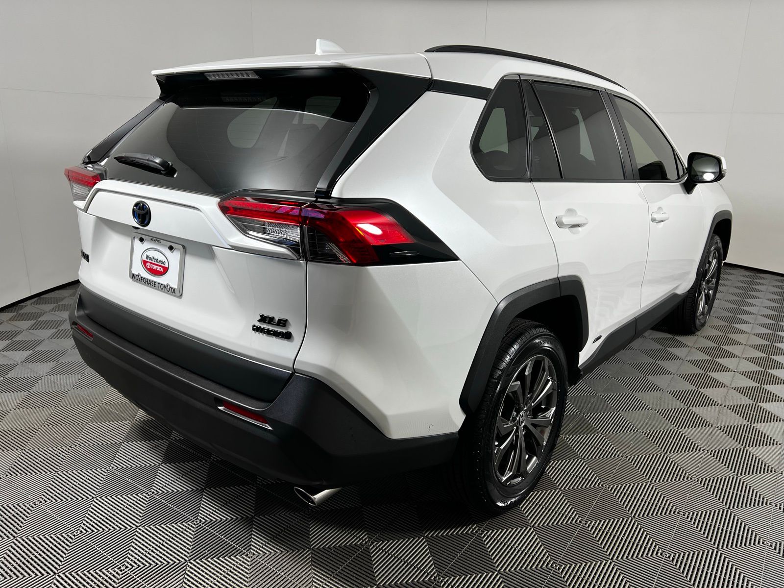 Thumbnail: 2024 Toyota RAV4 - 5