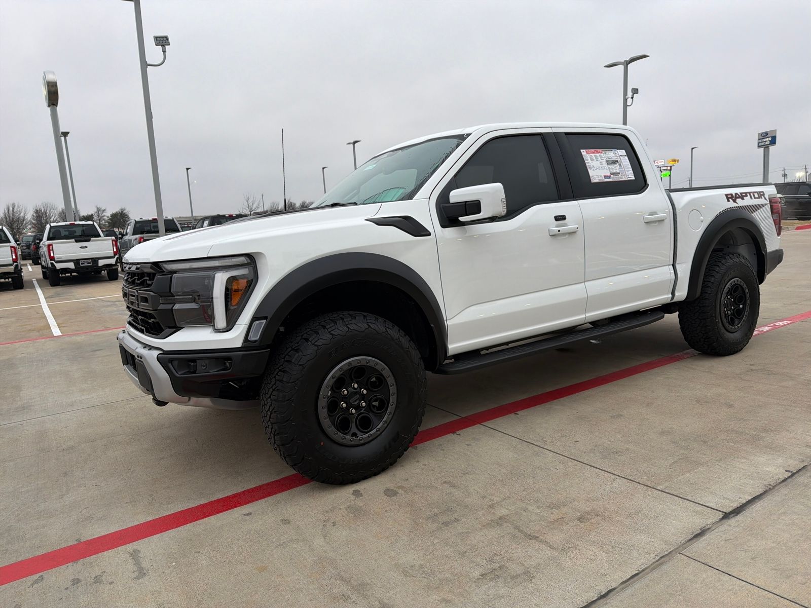 2025 Ford F-150 Raptor SuperCrew 4WD