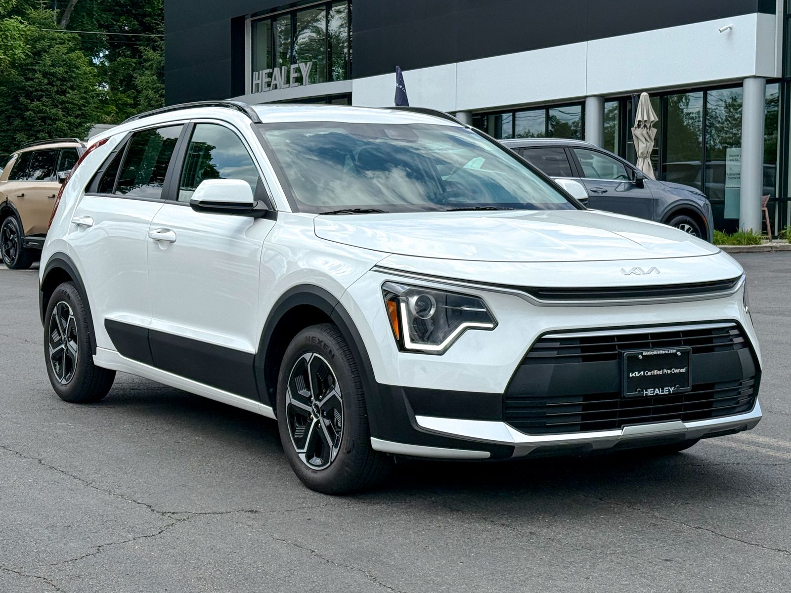 2025 Kia Niro LX FWD