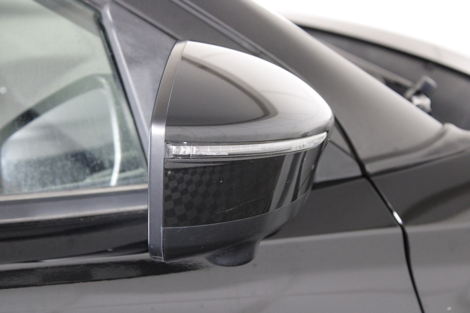 Used 2024 Black Nissan SR image 12