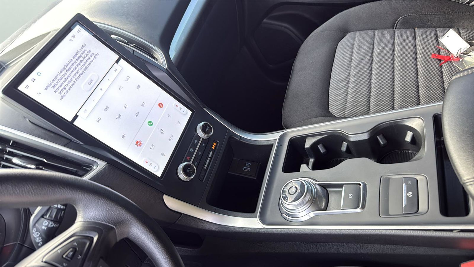 Used Car 2024 Ford Edge  Se For Sale Under $30,000 In Austin, Texas