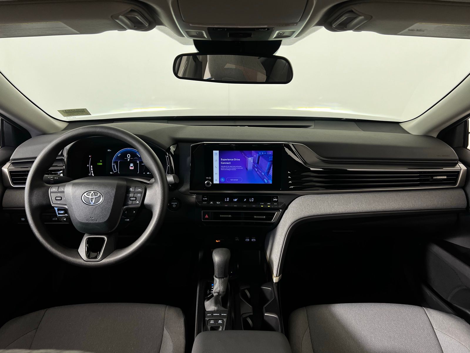 2025 Toyota Camry LE 19