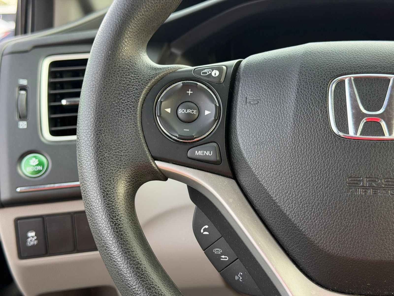 Used 2014 Black Honda LX image 18