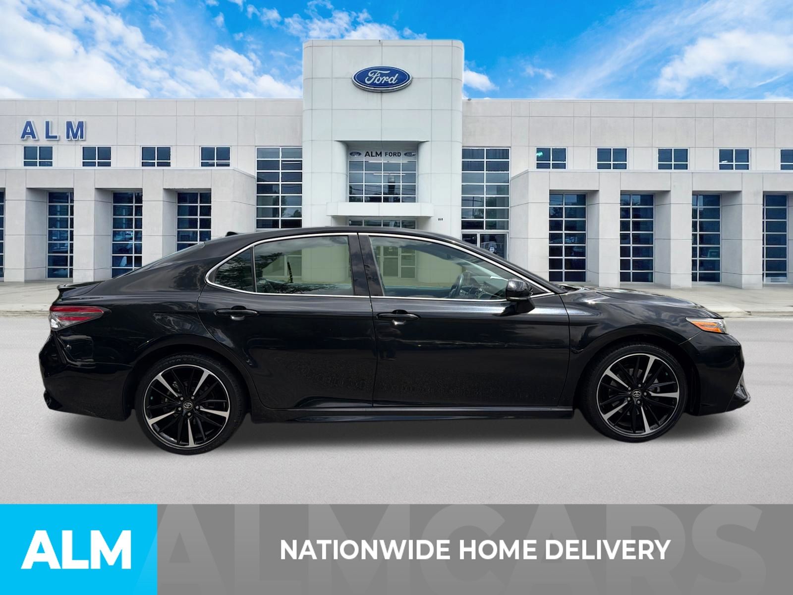 Used 2019 Black Toyota XSE image 4