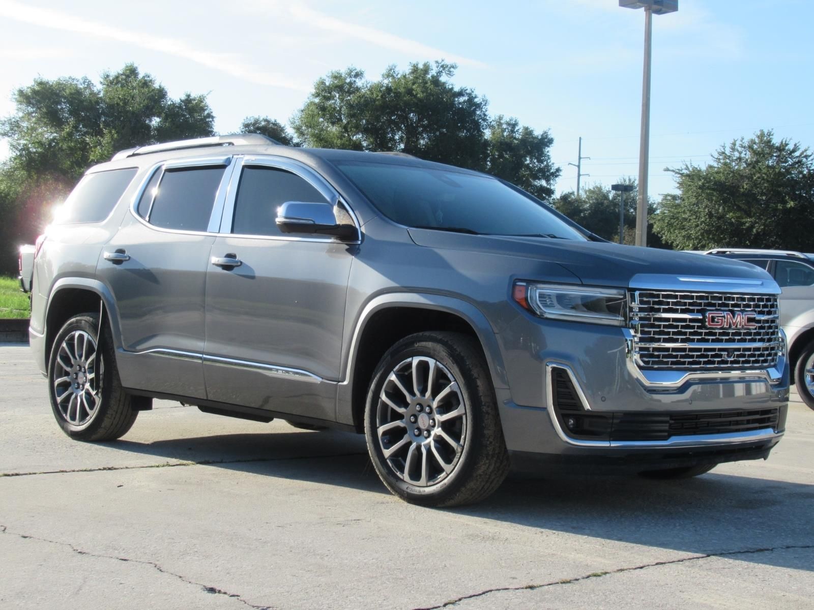 Gray (Steel Metallic) 2021 GMC Acadia SUV / Crossover Front-Wheel Drive 9-Speed Automatic
