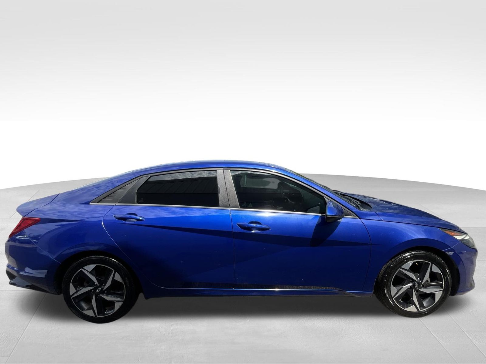 Used Car 2021 Hyundai Elantra  Limited For Sale Under $20,000 In Austin, Texas