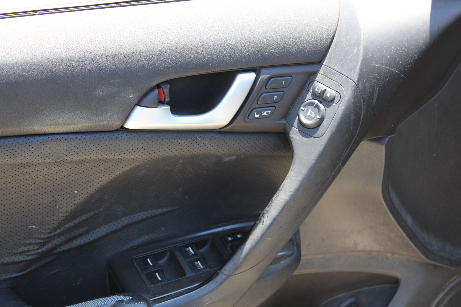 Used 2012 Silver Acura 2.4 image 10