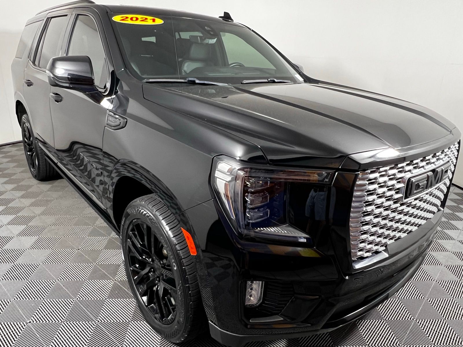 2021 GMC Yukon Denali 3