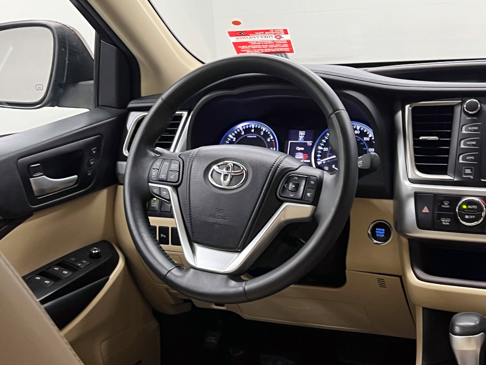 used 2015 Toyota Highlander car, priced at $22,388