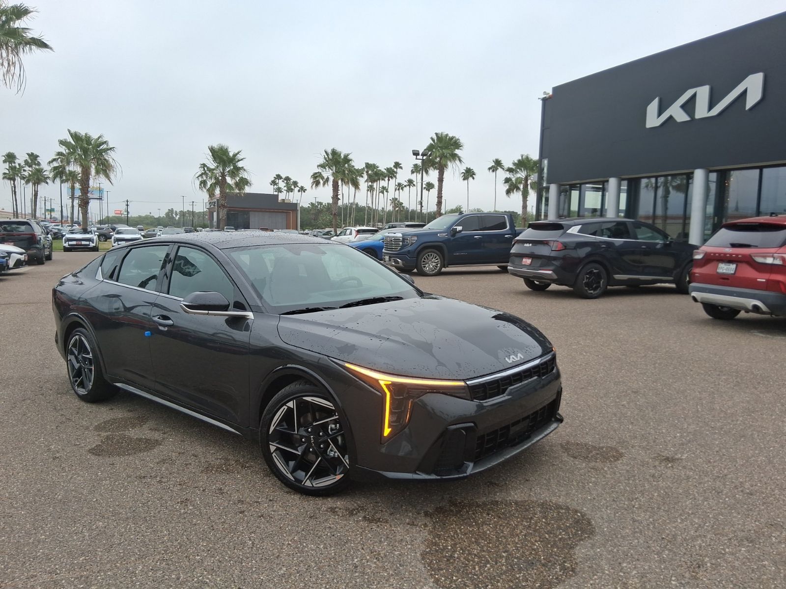 New 2026 Kia K4 GT-Line 4D Sedan in McAllen #K24977 | Bert Ogden