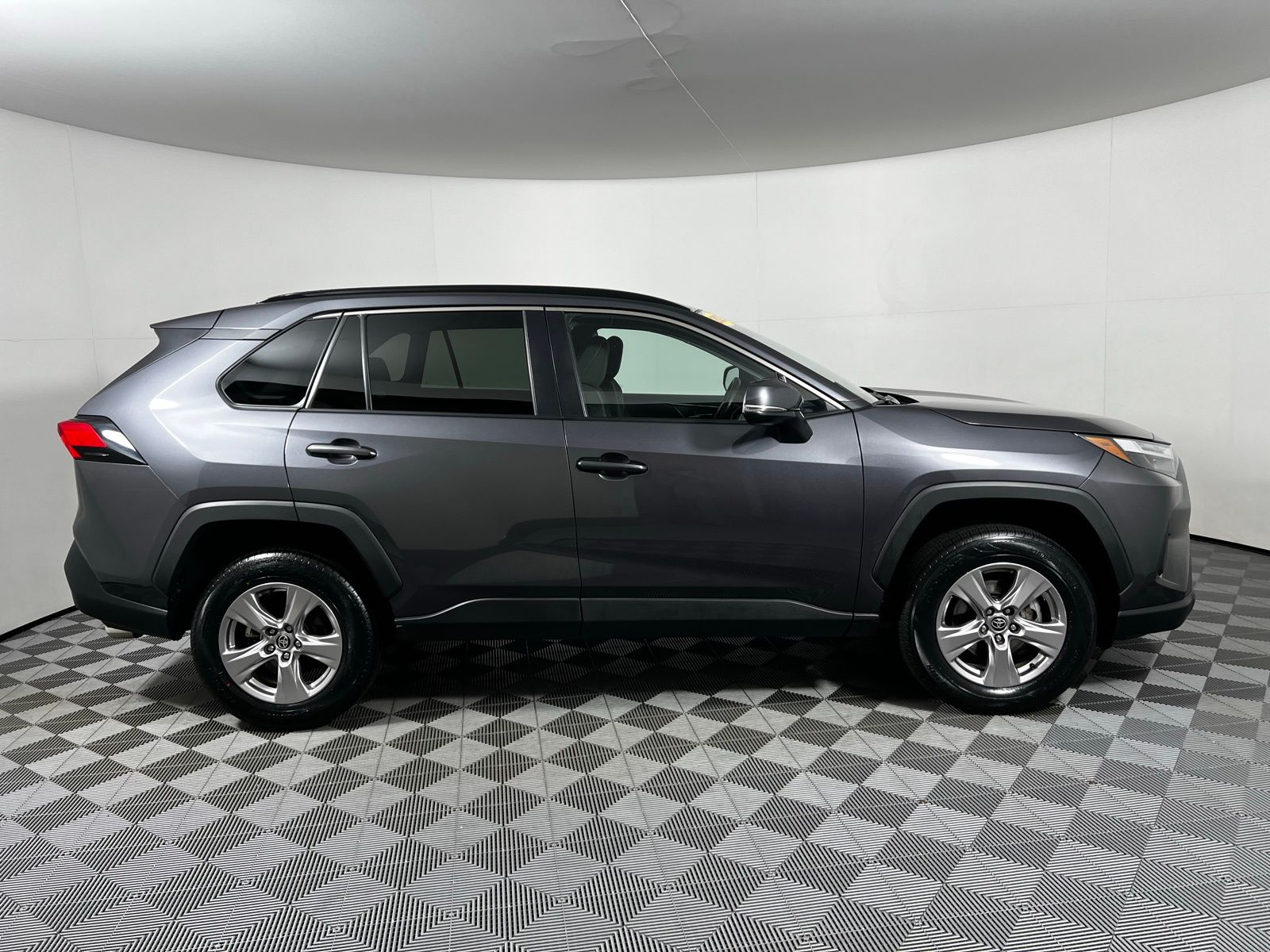 Thumbnail: 2023 Toyota RAV4 - 4