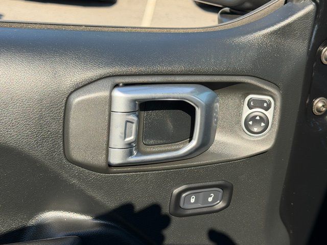 Used 2019 Black Clearcoat Jeep Unlimited Sport S image 24