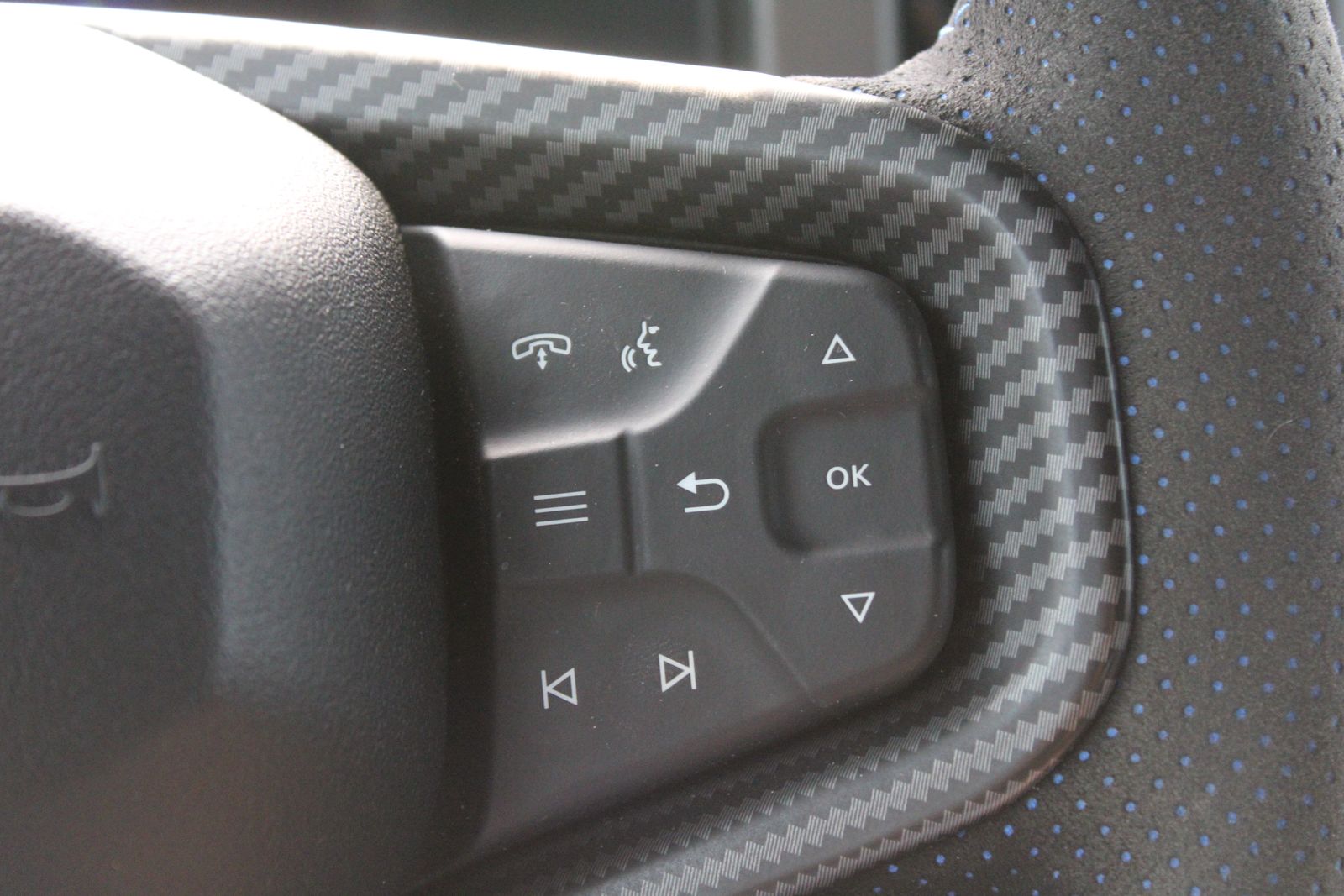 Used 2021 Blue Ford Outer Banks image 24