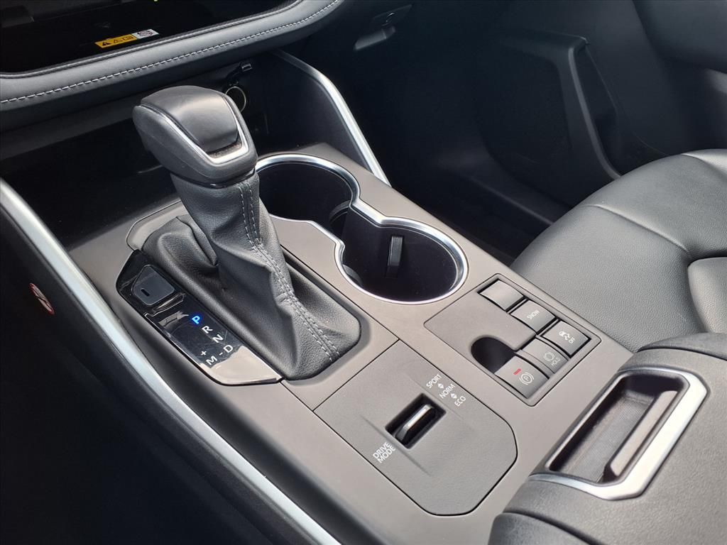 2024 Toyota Highlander XLE  at Don McGill Toyota