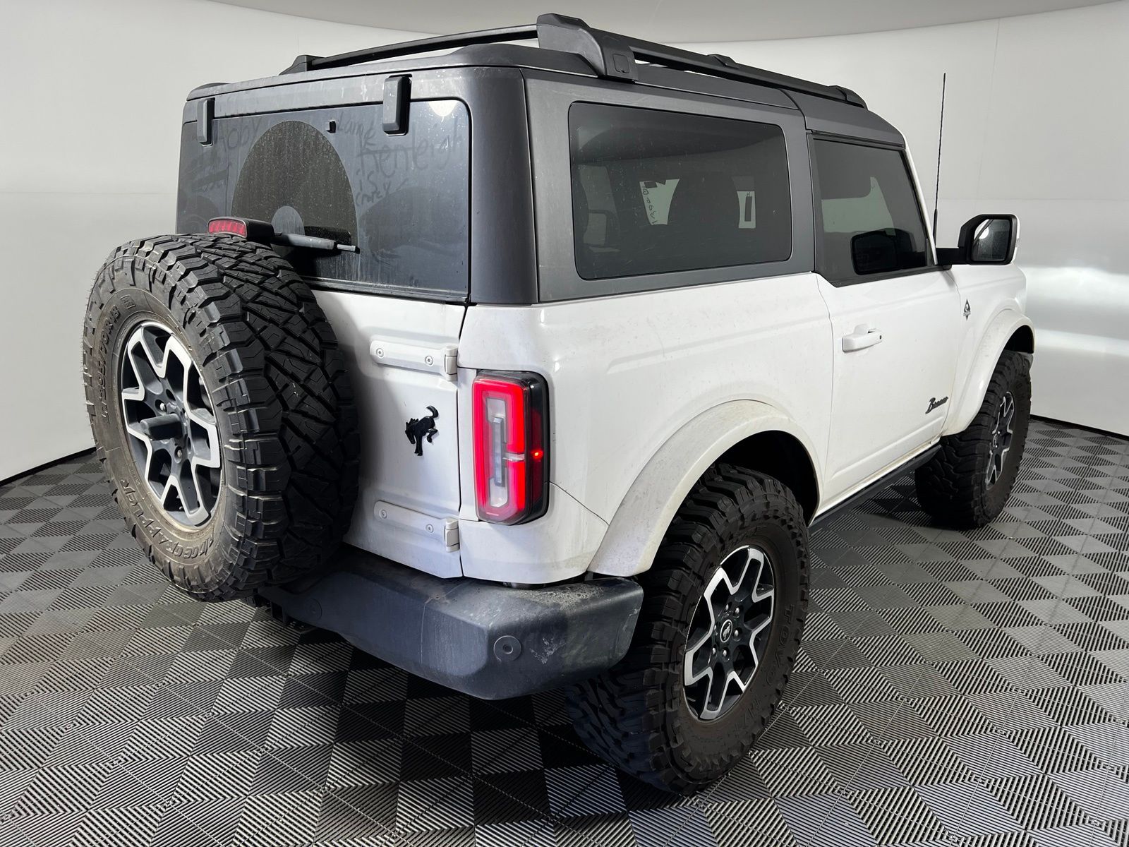 Thumbnail: 2022 Ford Bronco - 5