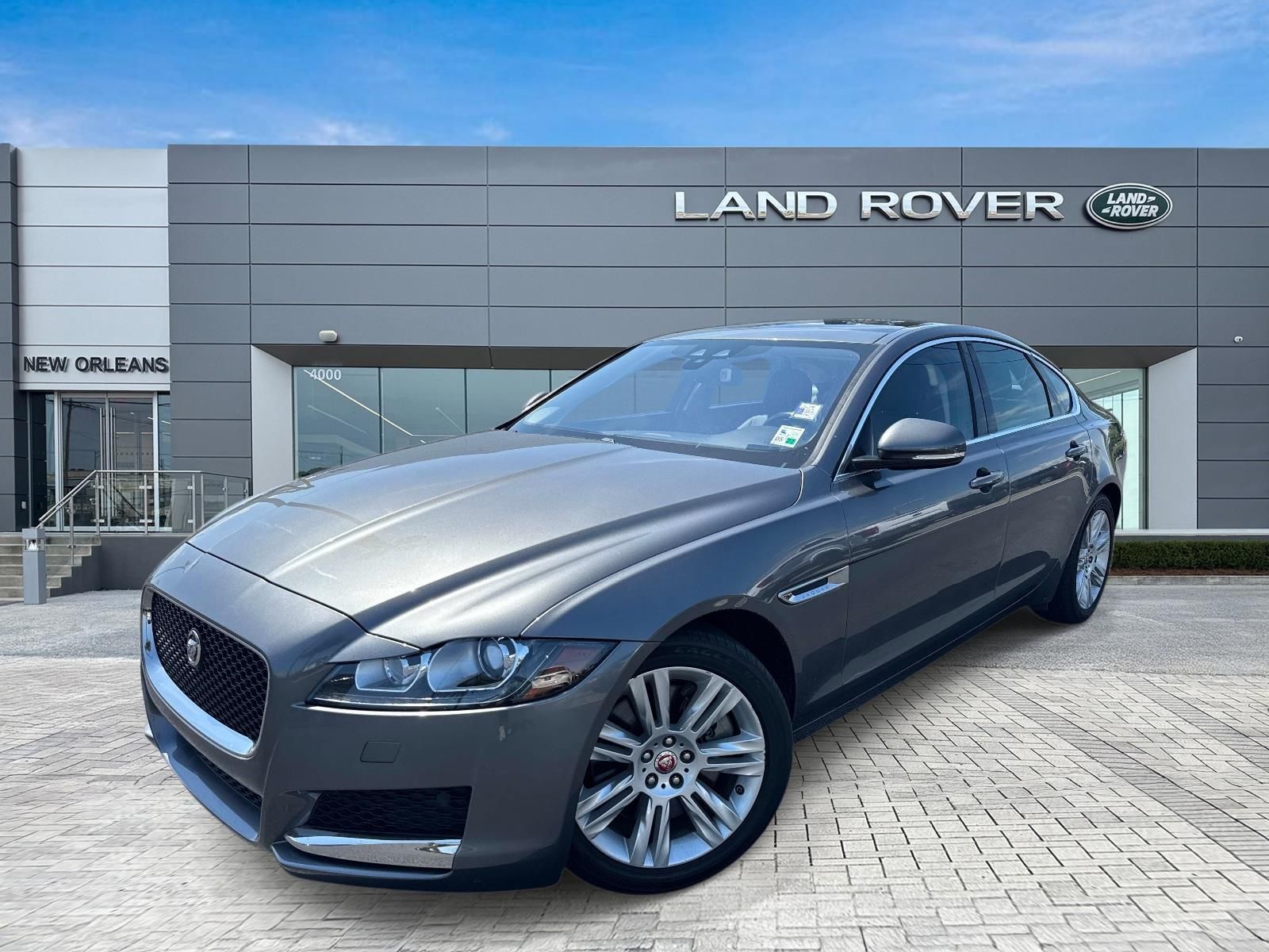  2017 Jaguar XF 35t Premium RWD   
