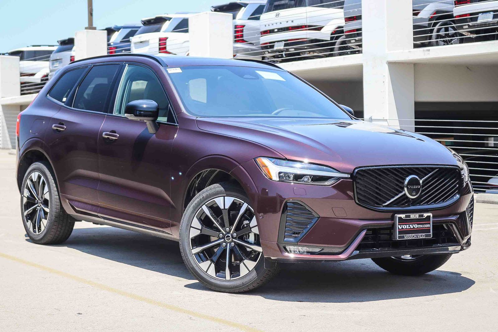 2026 Volvo XC60 B5 Plus