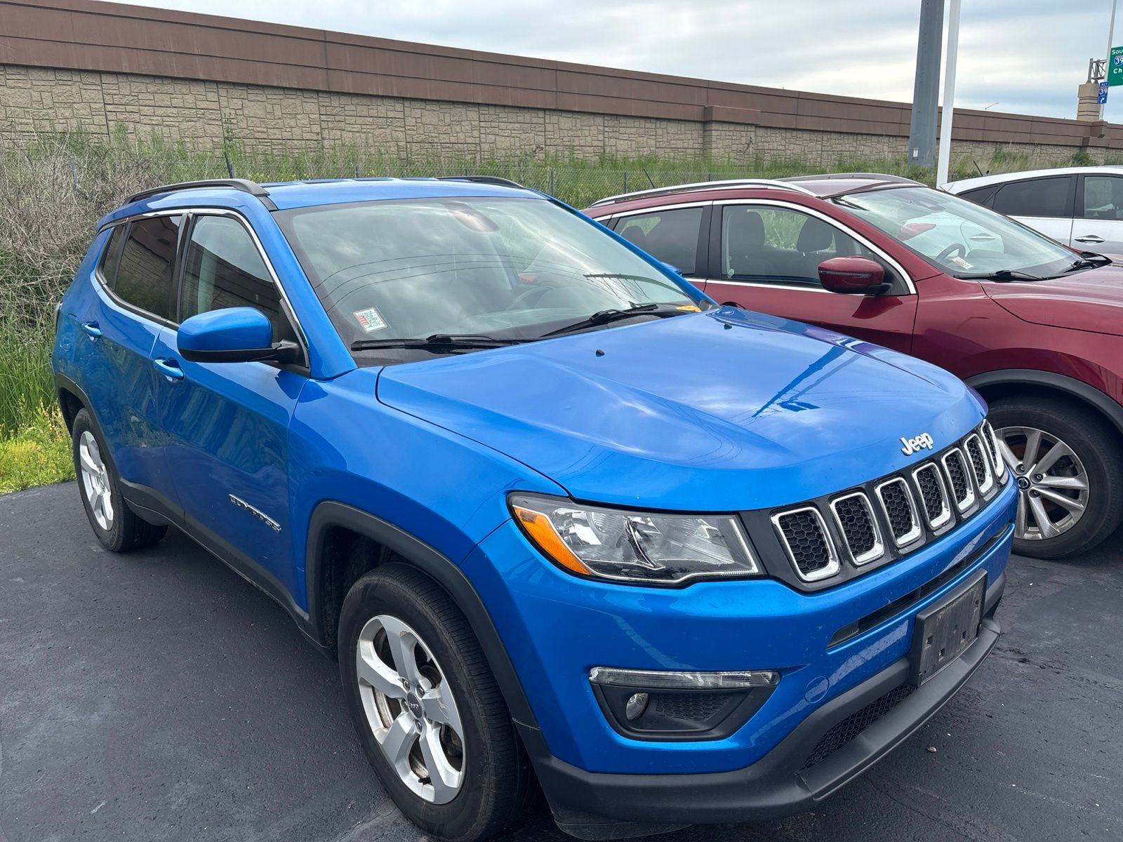 Laser Blue Pearlcoat 2018 Jeep Compass SUV / Crossover Front-Wheel Drive 6-Speed Automatic