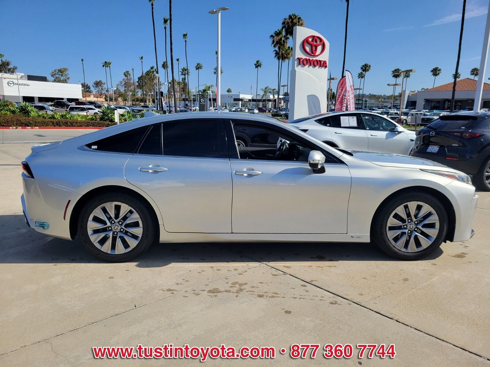 Certified Used 2024 Silver Toyota XLE image 3