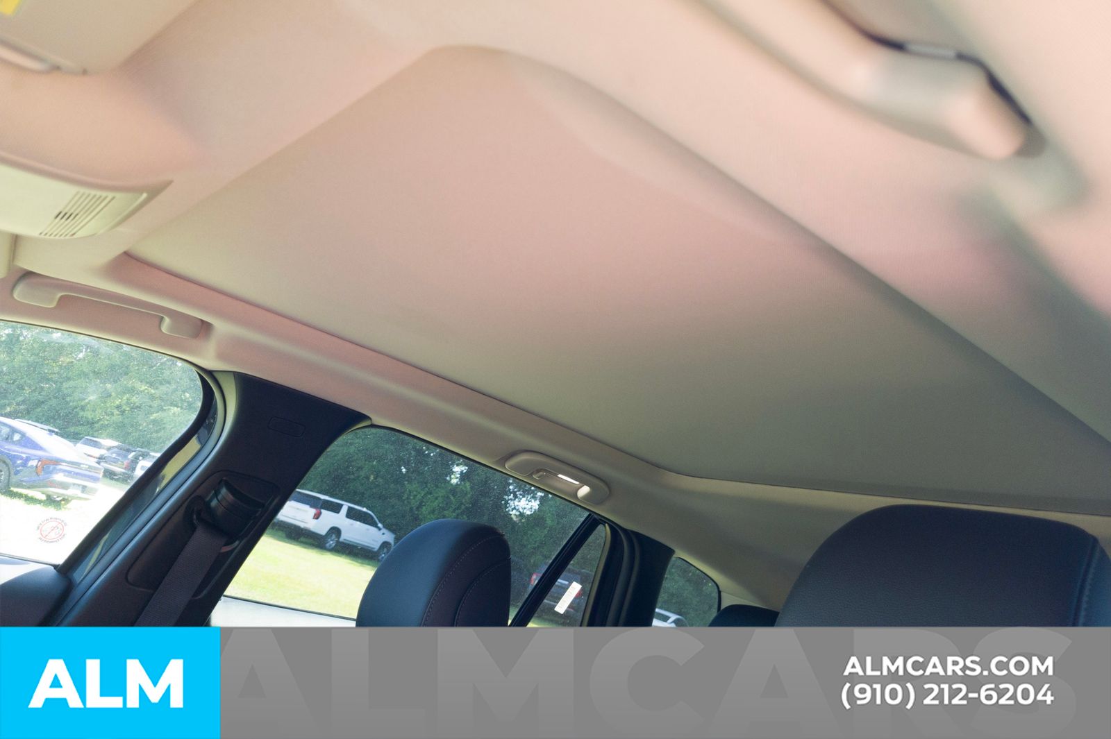 Used 2025 Gray Metallic Mazda Premium image 9