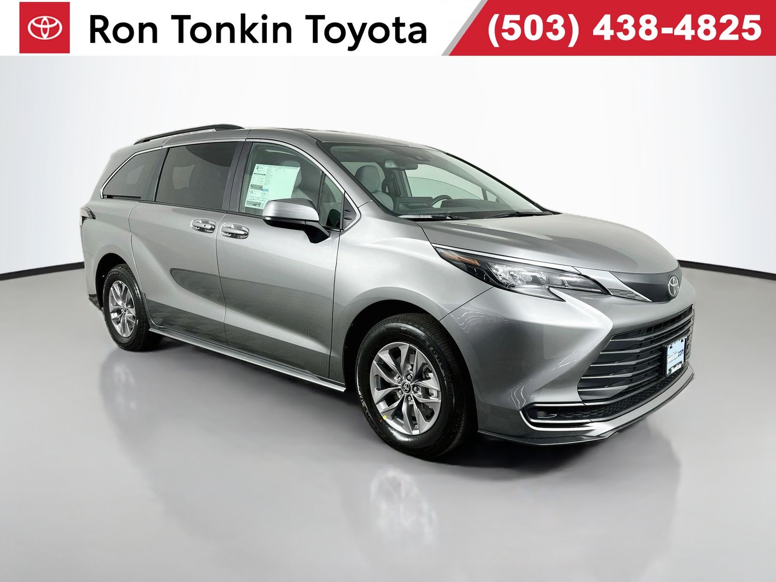 Heavy Metal 2026 Toyota Sienna Minivan Front-Wheel Drive Continuously Variable Transmission