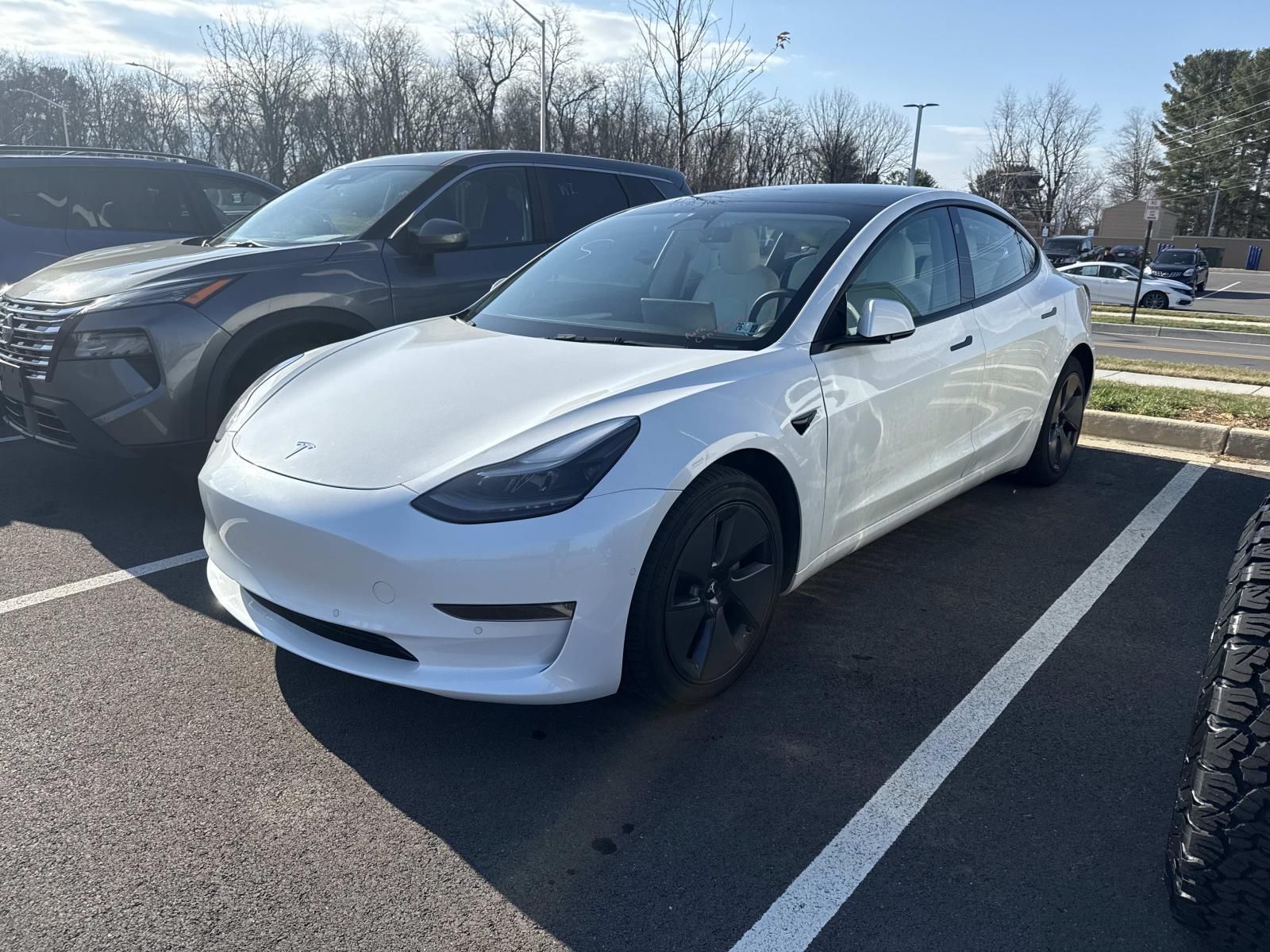 2022 Tesla Model 3 Long Range AWD