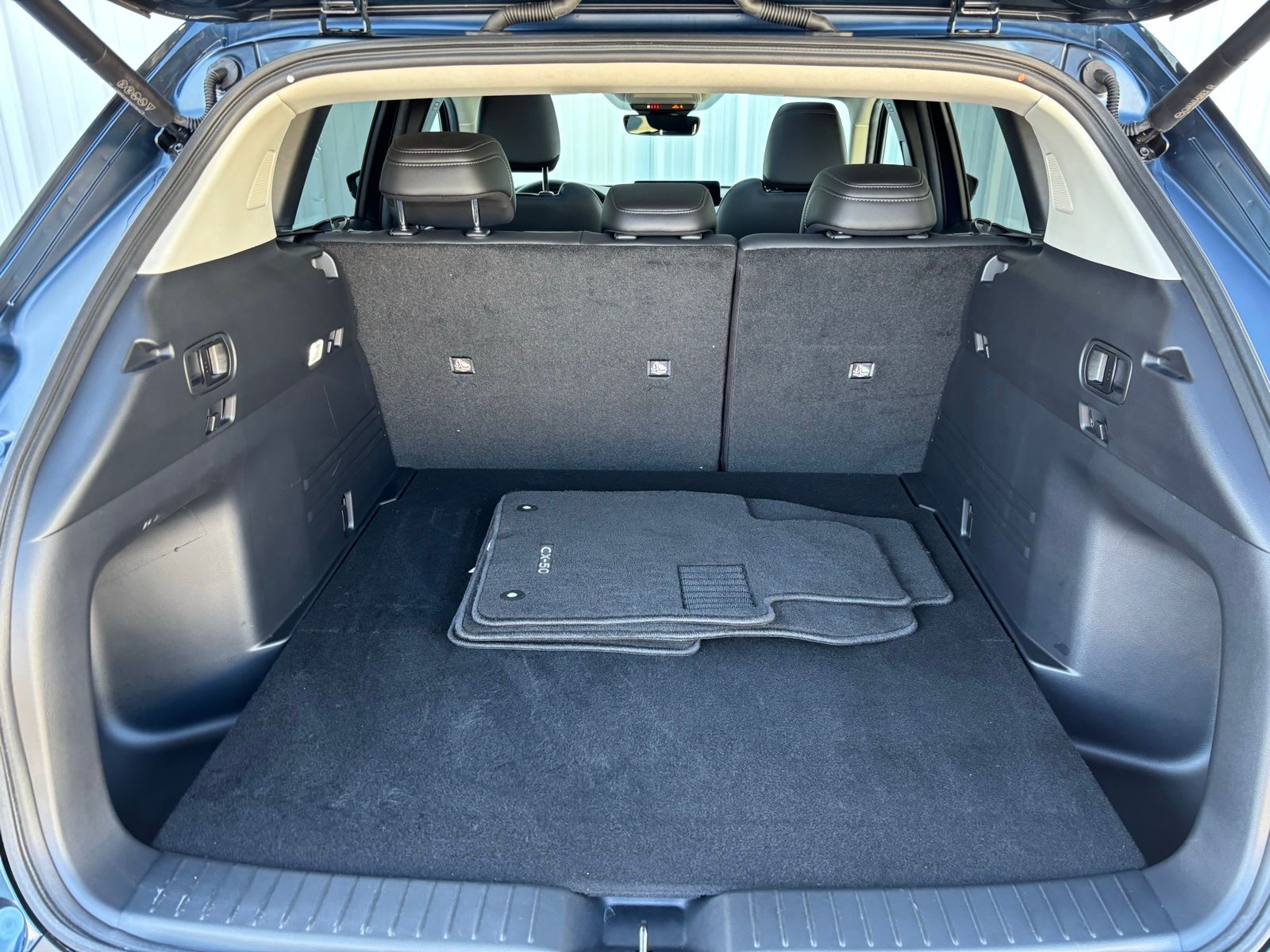 Used Car 2025 Mazda Cx-50  2.5 S Premium Plus Package For Sale Under $35,000 In Austin, Texas