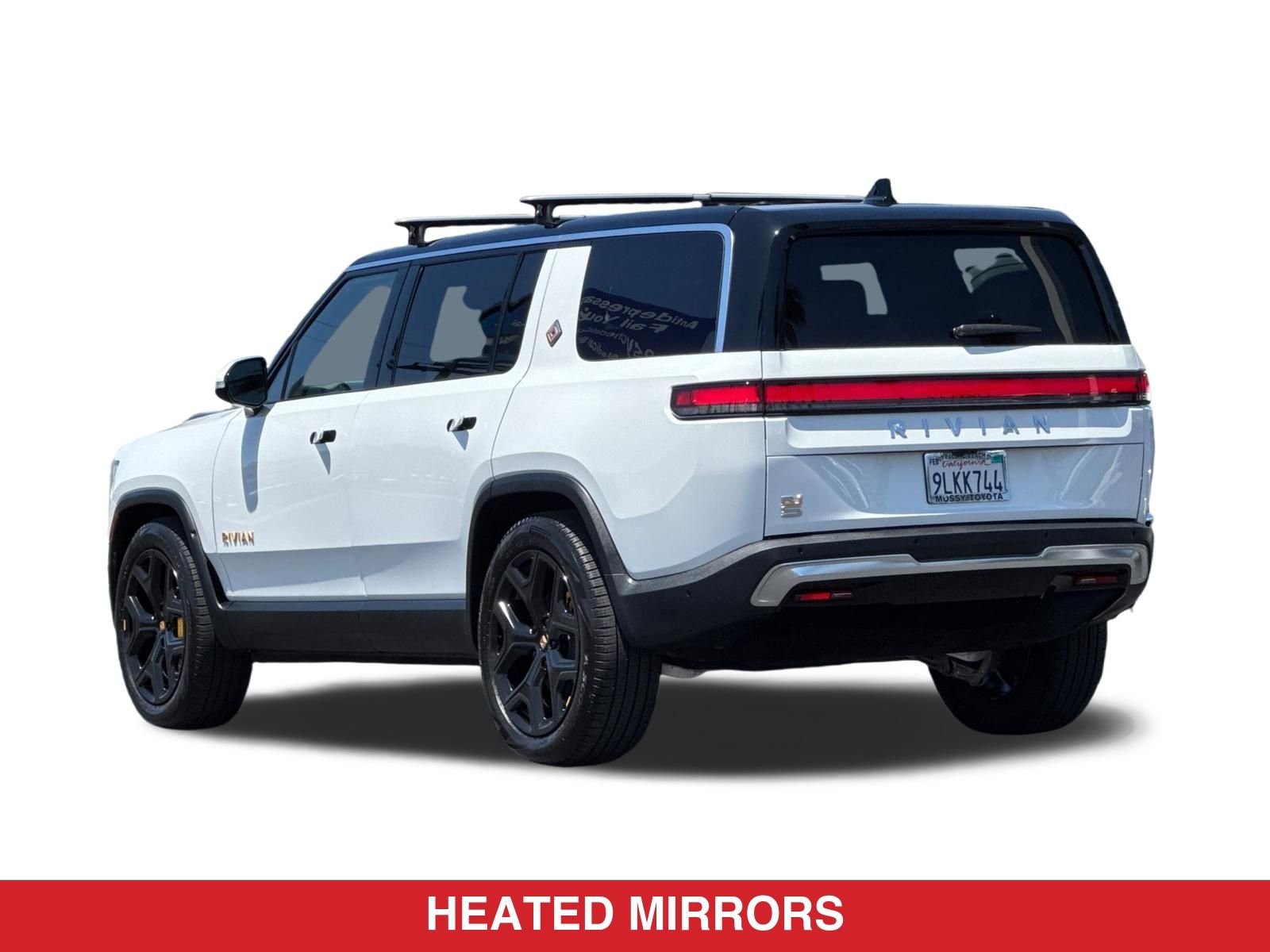 View vehicle photo 7