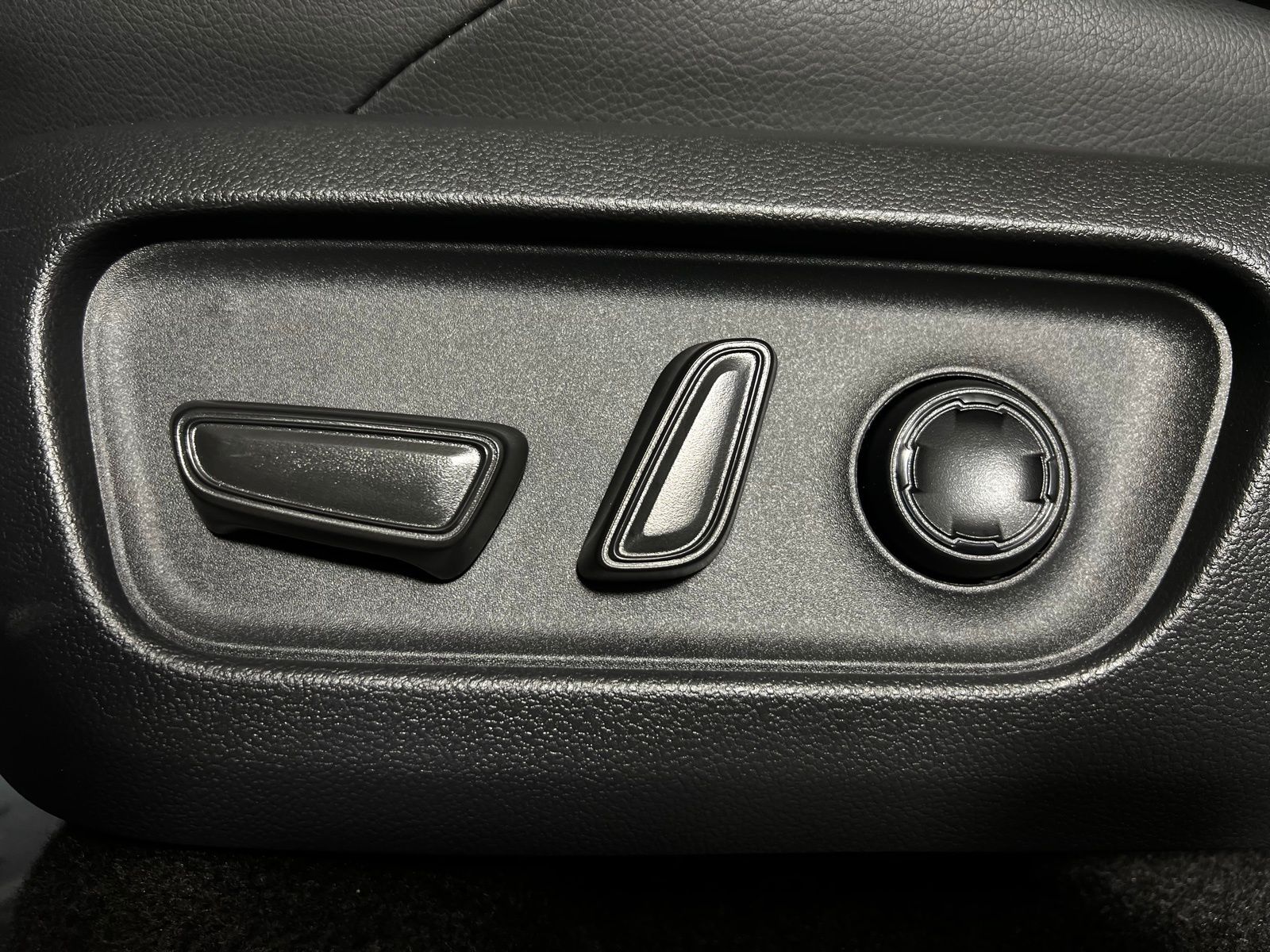 Thumbnail: 2026 Toyota 4Runner - 14