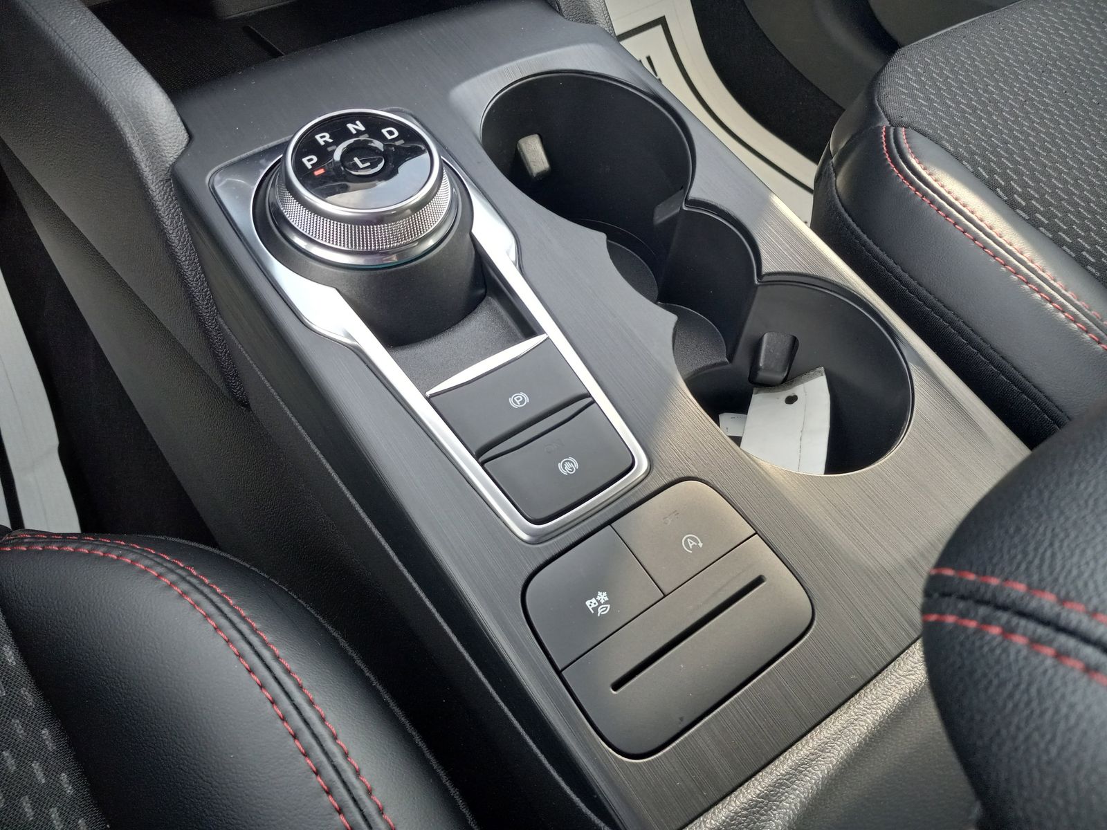 2025 Ford Escape image 22