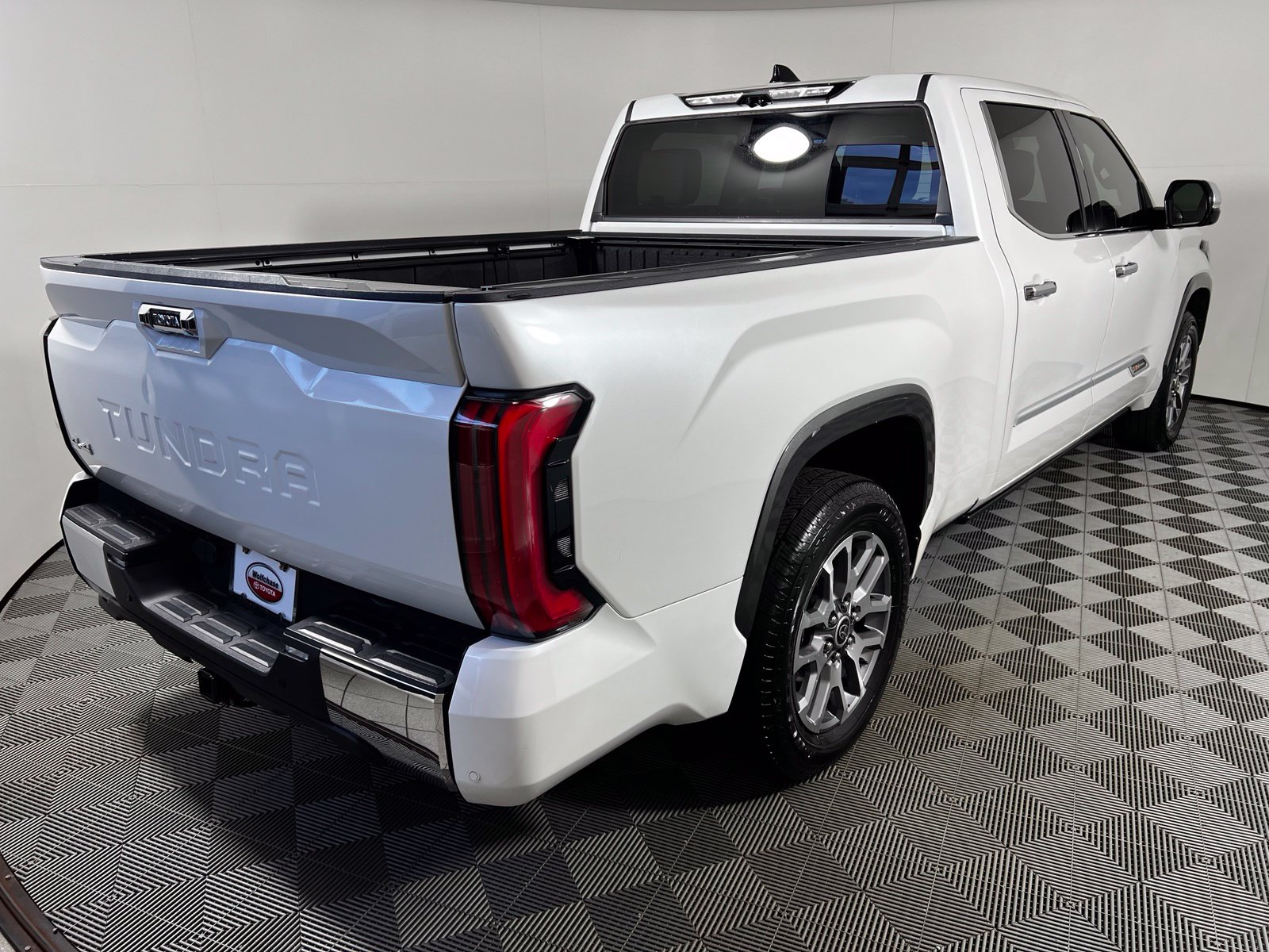Thumbnail: 2022 Toyota Tundra - 5