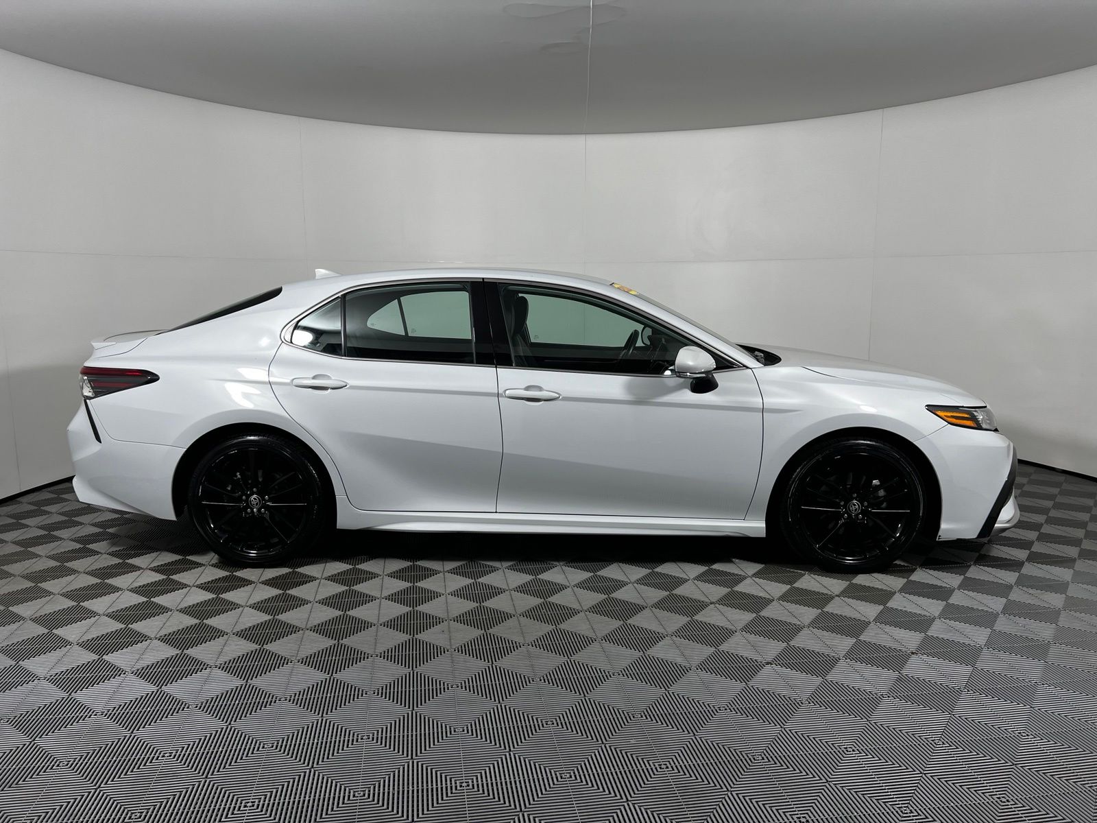 Thumbnail: 2024 Toyota Camry - 4